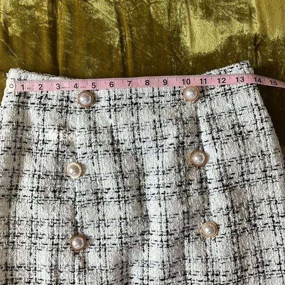 High Waist Tweed Plaid Mini Skirt - Picture 15 of 16